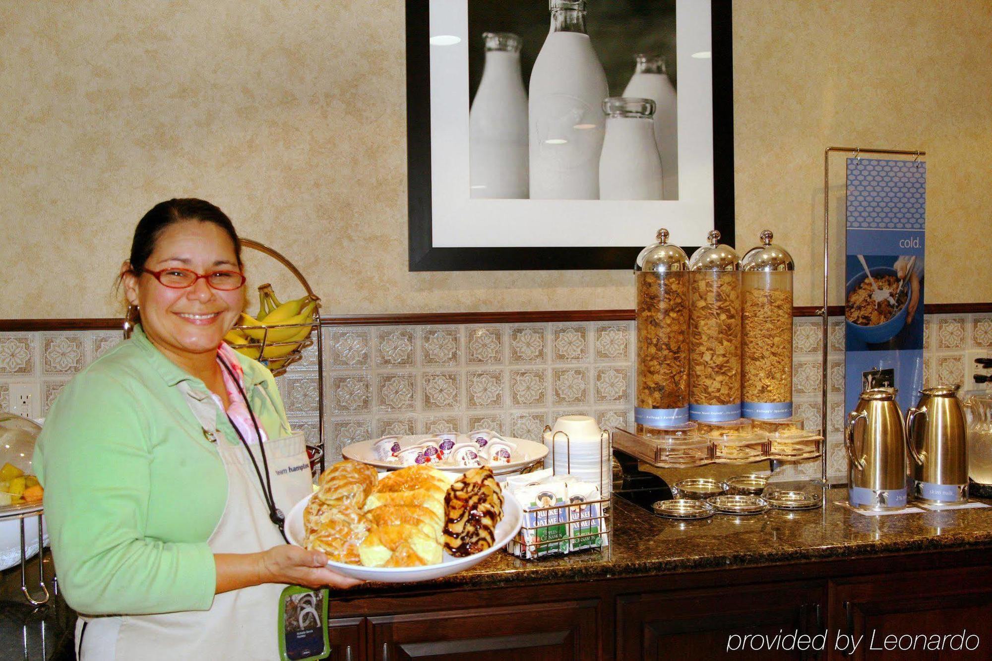 Hampton Inn&Suites Lodi Restaurant photo